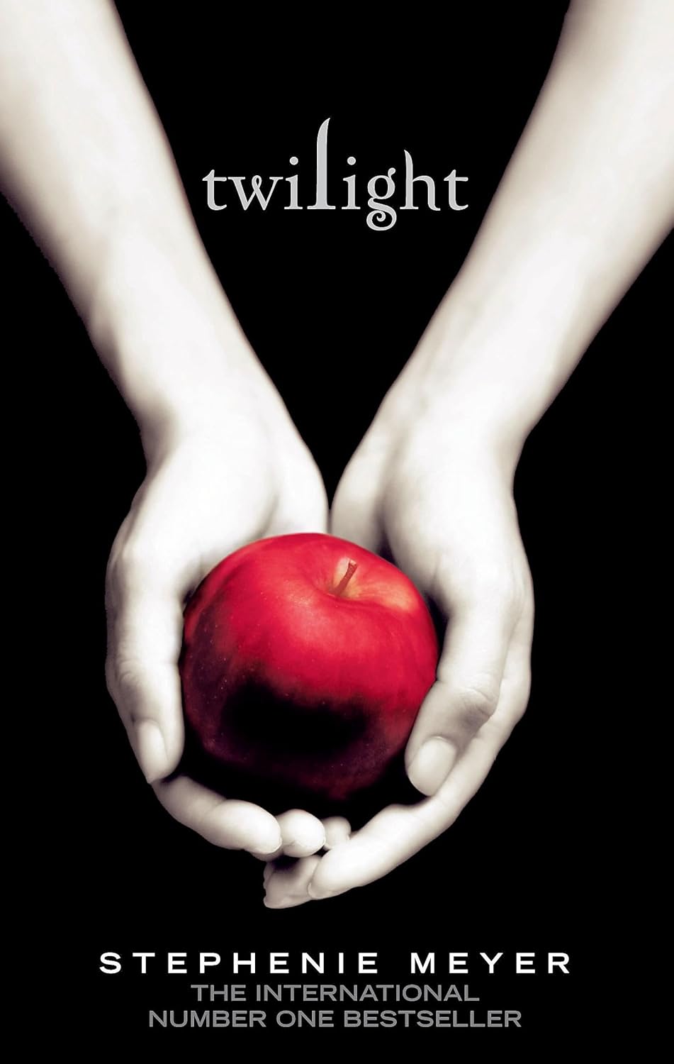 ATOM Twilight An electrifying debut novel of a young woman's love for a vampire. (Hardcover)
